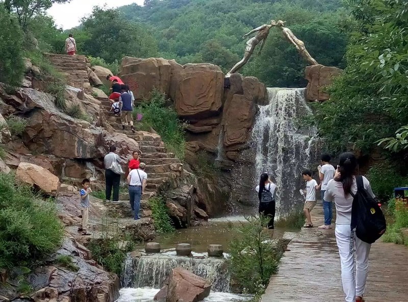 莲青山风景区 无花果采摘纯玩一日游赠送恐龙乐园